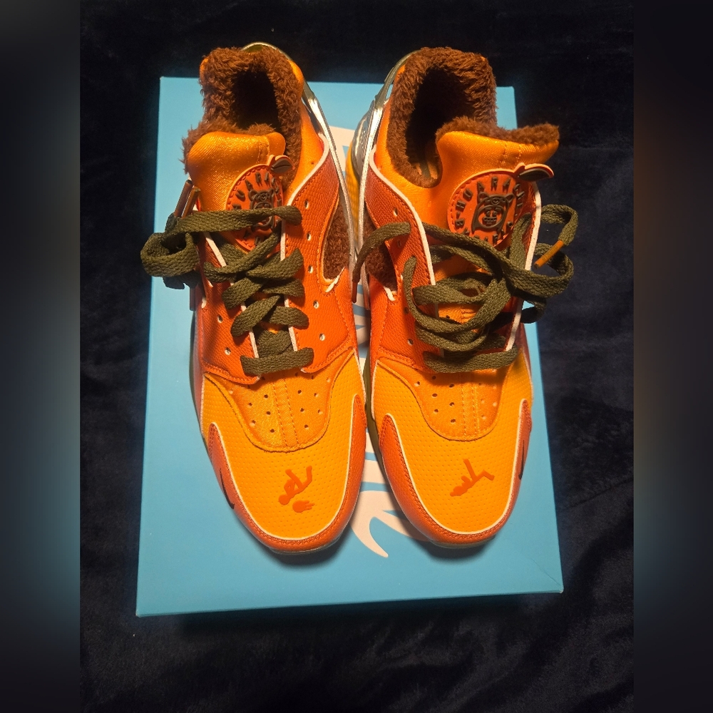 Nike huarache doernbecher size 8 mens